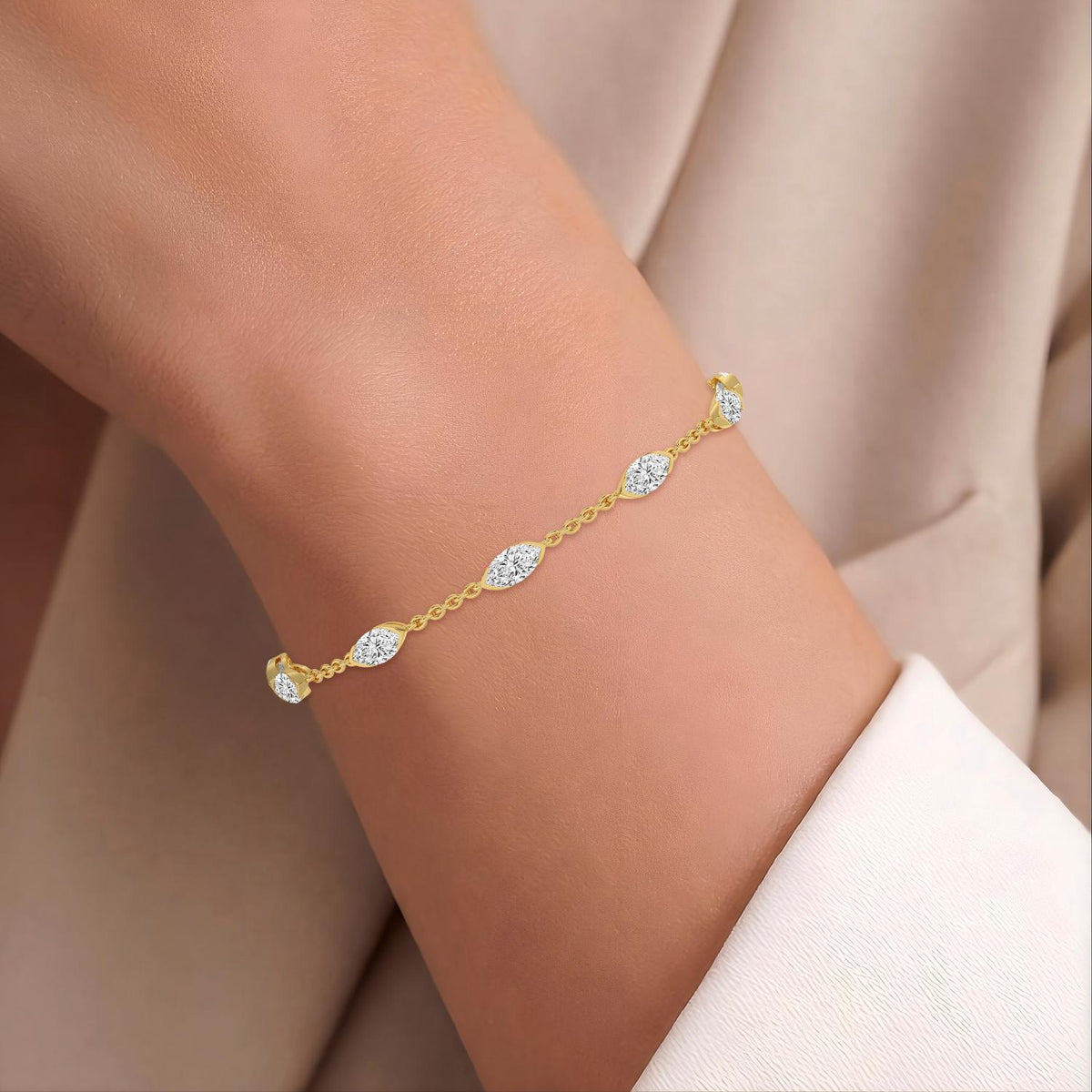 BRACELET - Angle 2