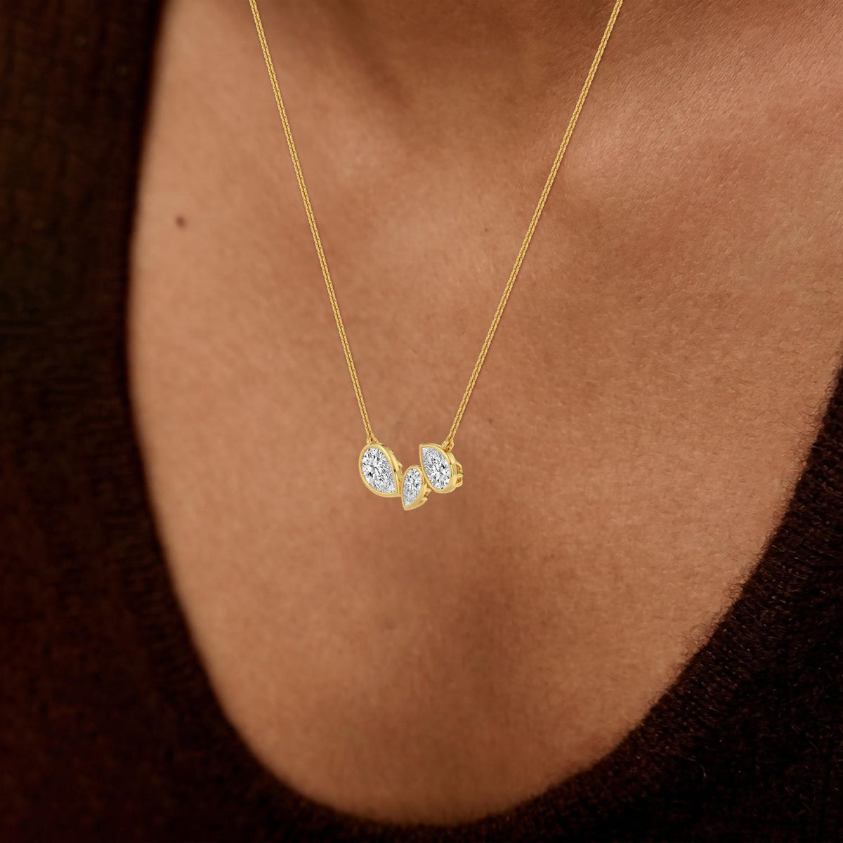 PENDANT - Angle 3