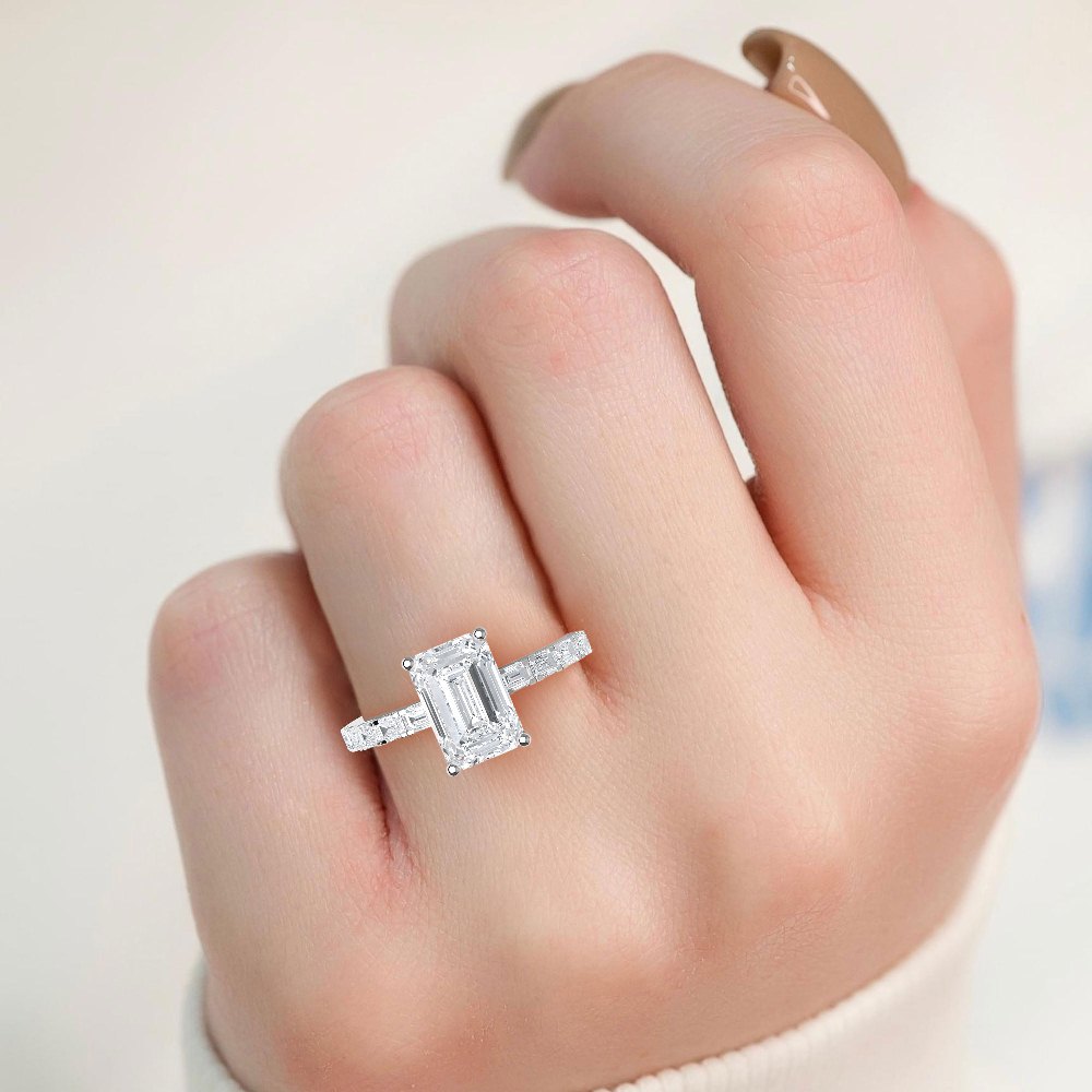 ENGAGEMENT RINGS - Angle 4