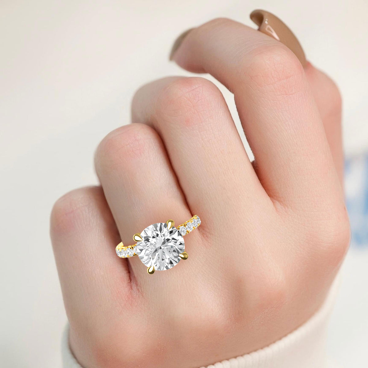 ENGAGEMENT RINGS - Angle 4