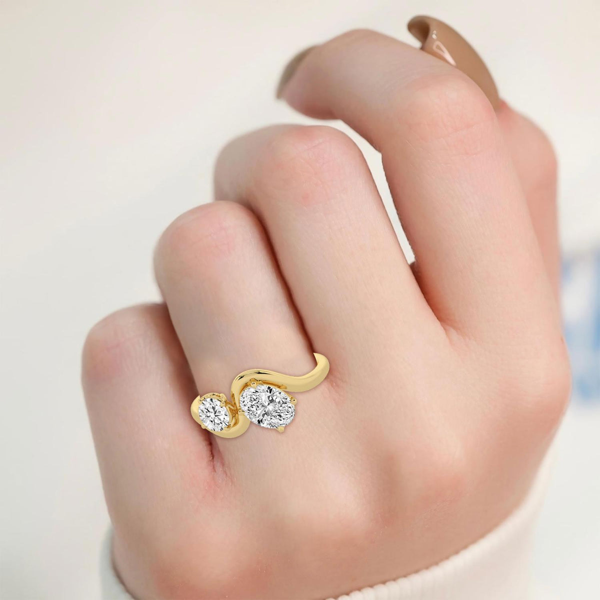 RING - Angle 2